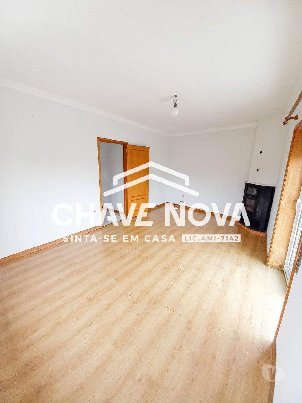 Apartamentos a venda Trofa - Fotos para Trofa-T2+1 Trofa próximo a paragem de comboio (MAI 02108)