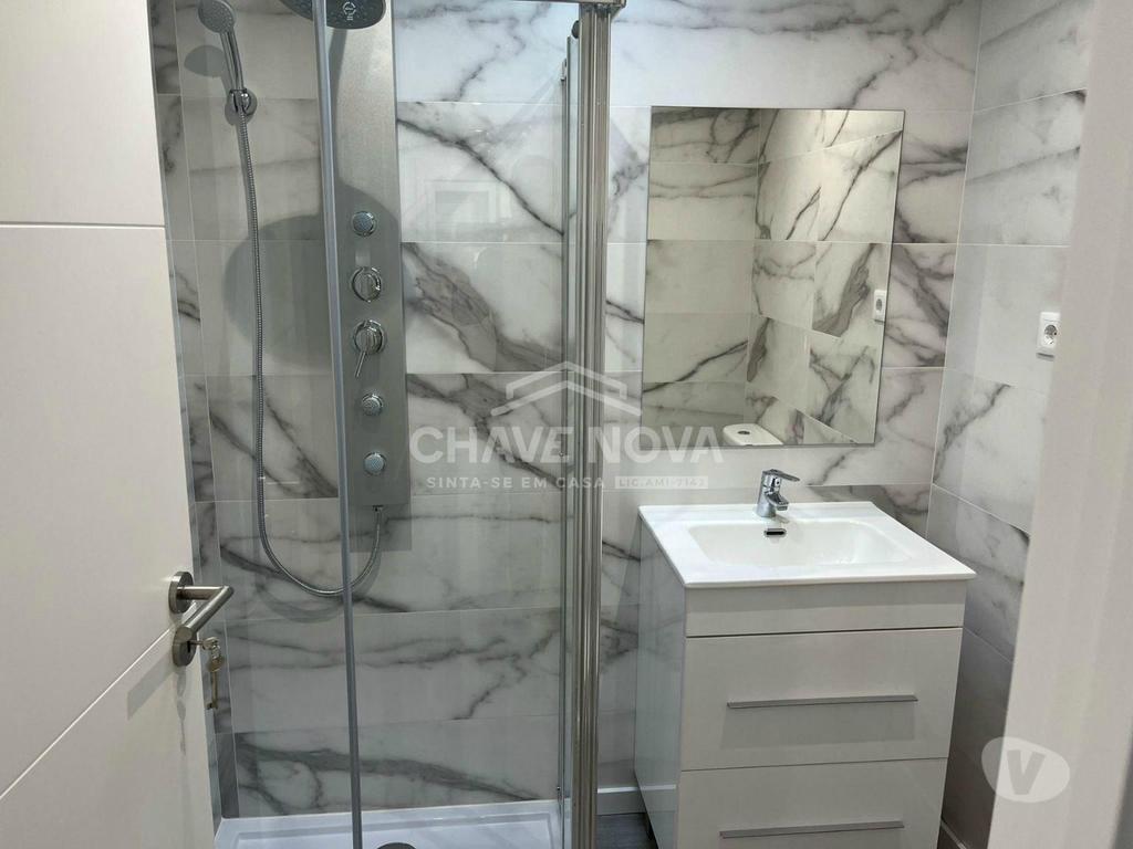 Apartamentos a venda Vila Nova de Gaia - Fotos para Moradia T2 Renovada em São Félix da Marinha (Zona Granja)
