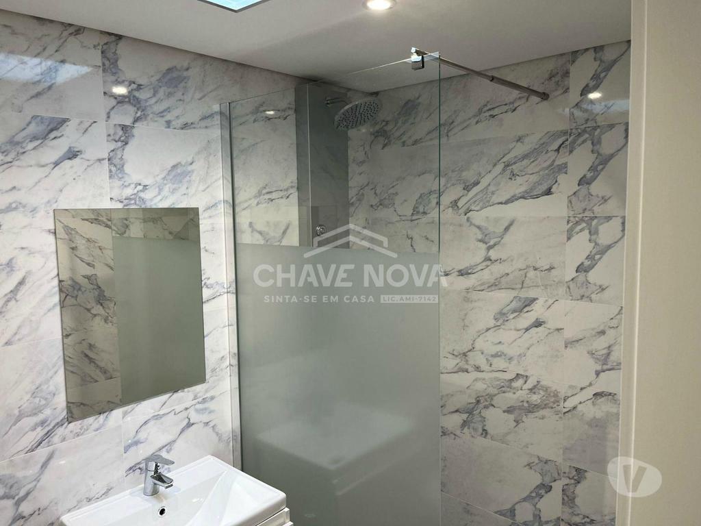 Apartamentos a venda Vila Nova de Gaia - Fotos para Moradia T2 Renovada em São Félix da Marinha (Zona Granja)