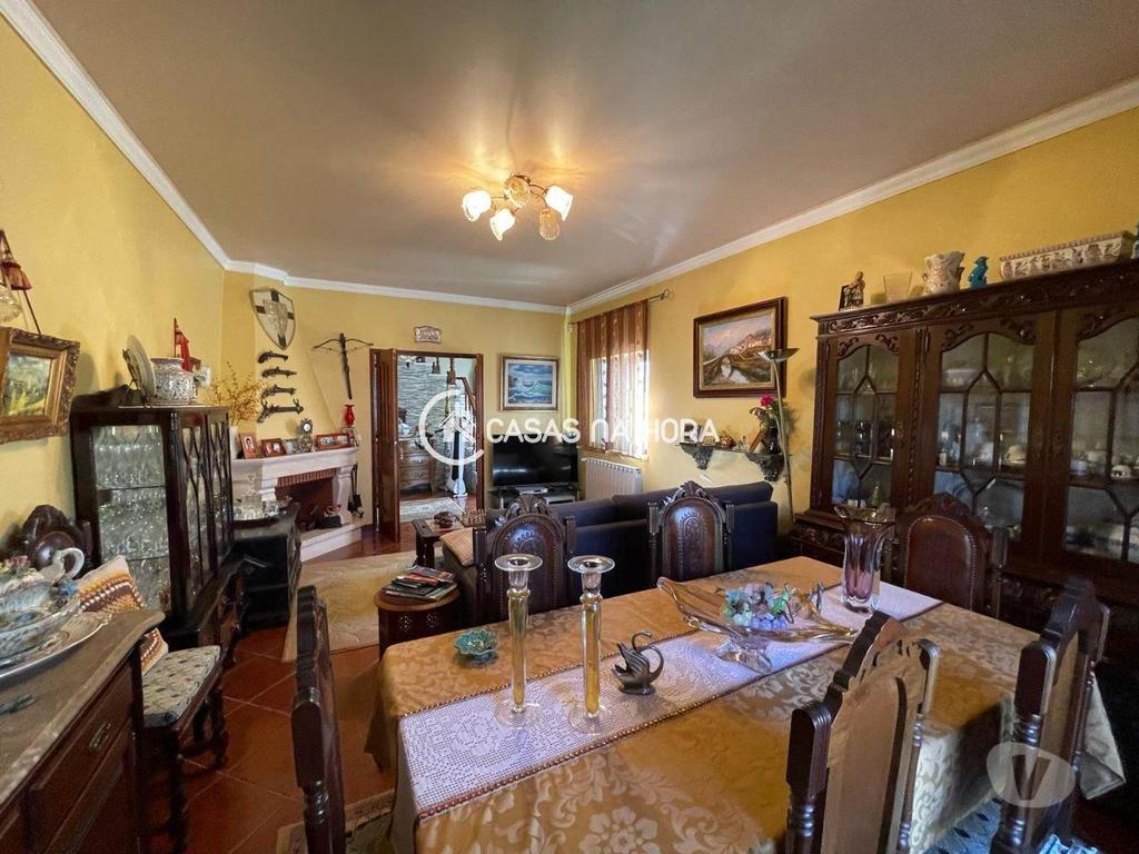 Apartamentos a venda Sesimbra - Fotos para Excelente moradia T4 na Quinta do Conde (benfica M 01592)