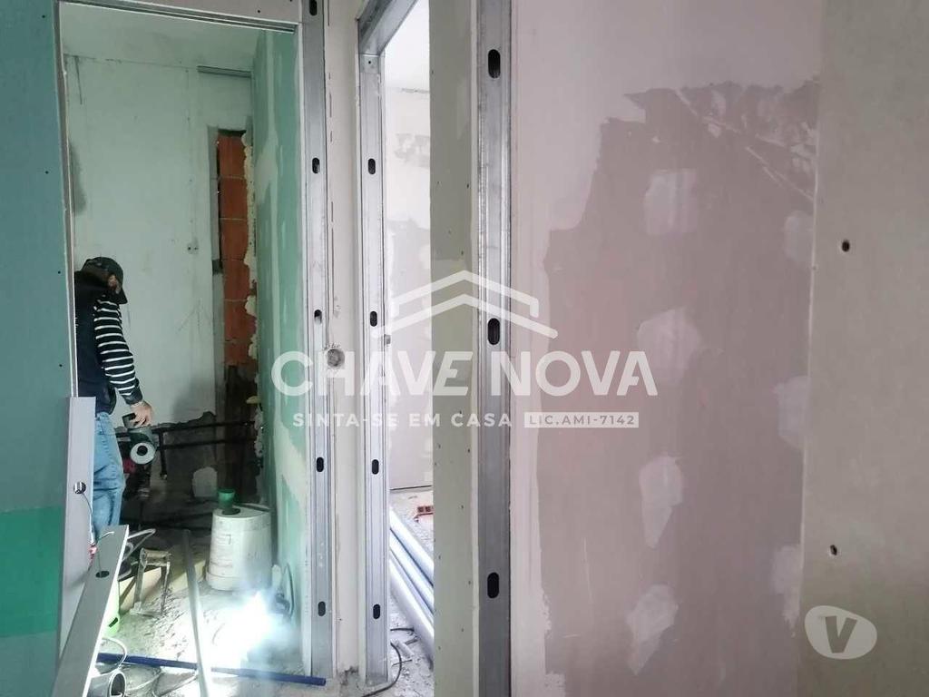 Apartamentos a venda Gondomar - Fotos para Moradia nova, 3 frentes com 500 m2 de área bruta. Rio Tinto