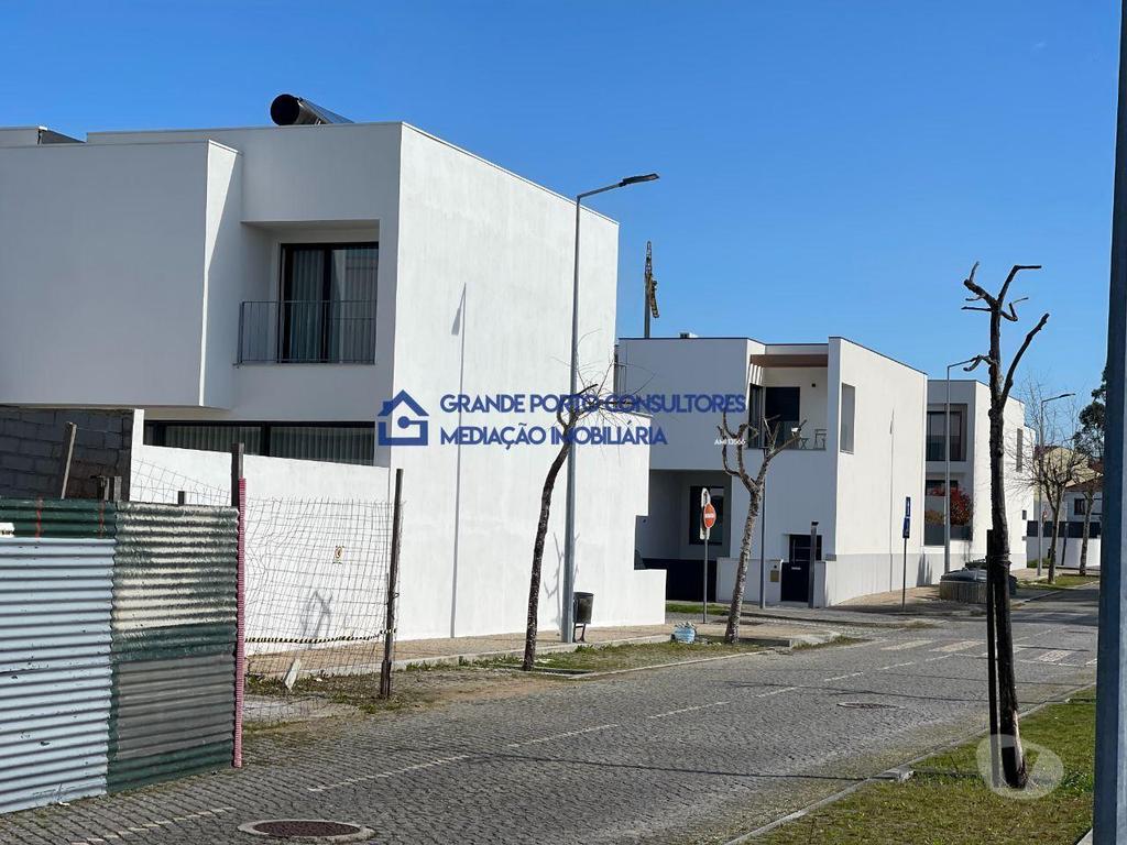 Terrenos Vila do Conde - Fotos para Lote Terreno p Moradias 2 frentes - V.Conde - Hospital (T-00718)