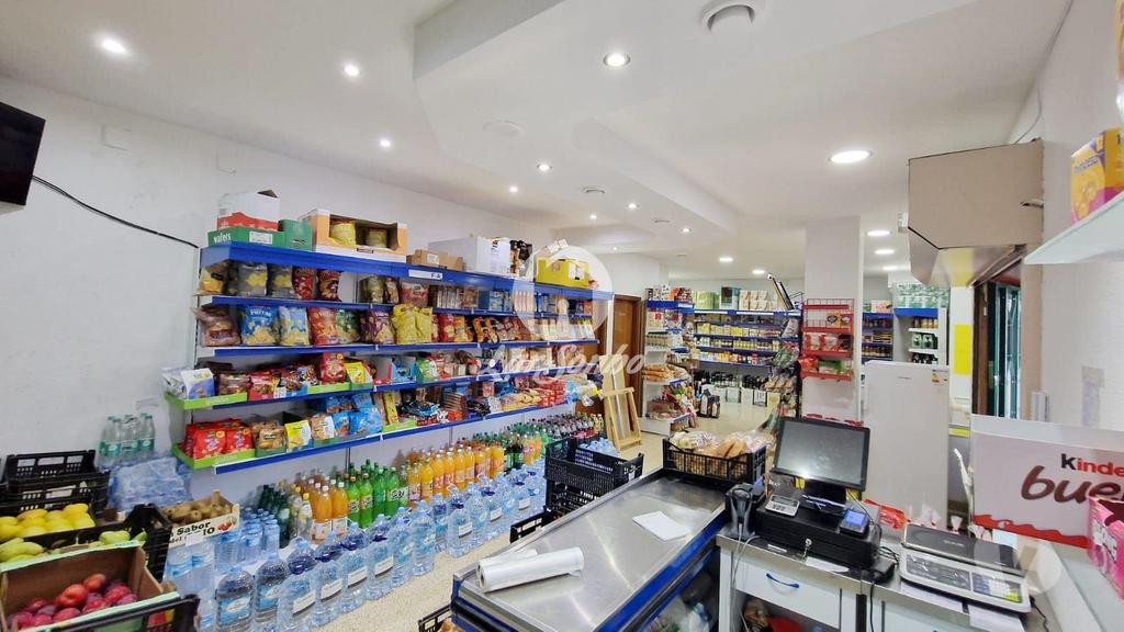 Comprar Loja Vila do Conde - Fotos para Loja para c 62m2 em Modivas, Vila do Conde