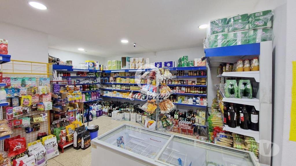 Comprar Loja Vila do Conde - Fotos para Loja para c 62m2 em Modivas, Vila do Conde
