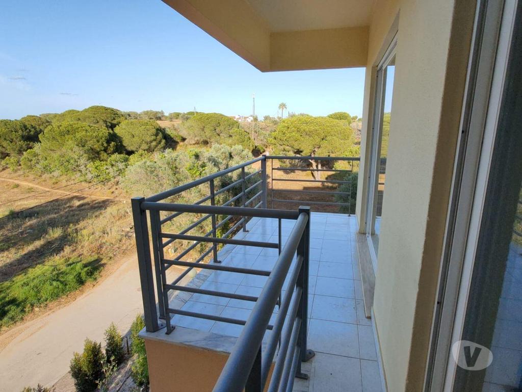 Apartamentos a venda Albufeira - Fotos para Apartamento de 2 Quartos perto da Praia da Falésia (ALBF 00078)