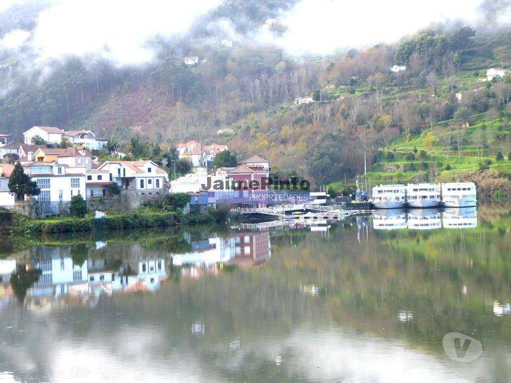 Apartamentos a venda Resende - Fotos para Moradia de Excelência, V3, vista rio Douro. Portugal, Resende,