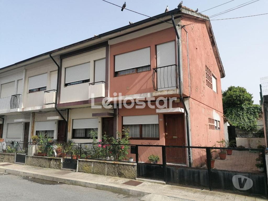 Apartamentos a venda Vila Nova de Gaia - Fotos para Vila-nova-de-gaia-Moradia T2, com 3 frentes, em Gaia (00196)
