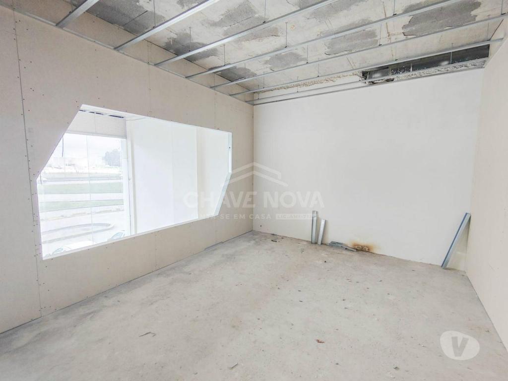Comprar Loja Aveiro - Fotos para Loja para arrendamento, na Forca, no Edifício Mirador