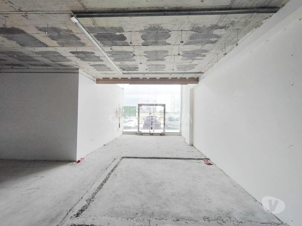 Comprar Loja Aveiro - Fotos para Loja para arrendamento, na Forca, no Edifício Mirador