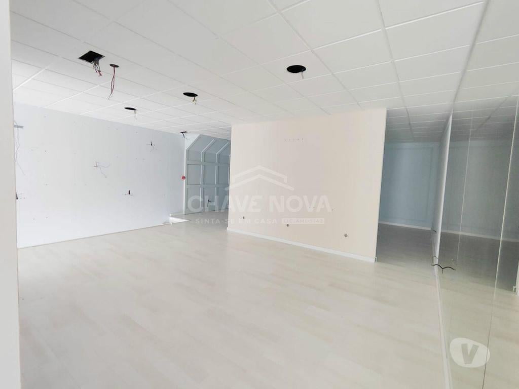 Comprar Loja Aveiro - Fotos para Loja para arrendamento, na Forca, no Edifício Mirador