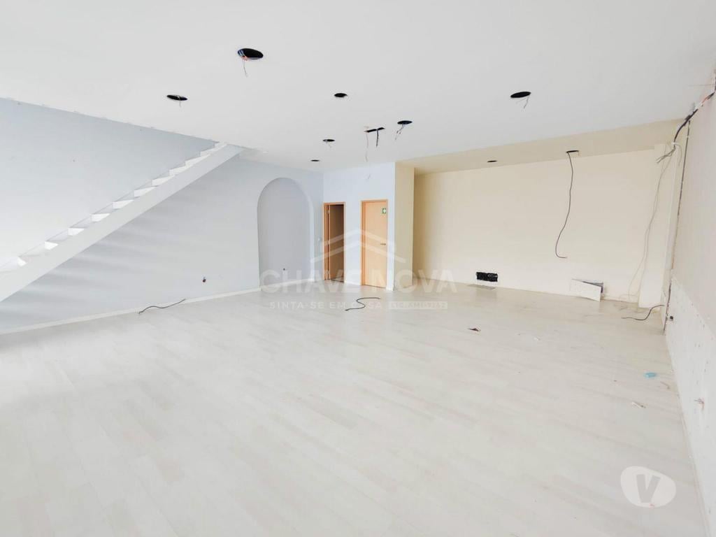 Comprar Loja Aveiro - Fotos para Loja para arrendamento, na Forca, no Edifício Mirador