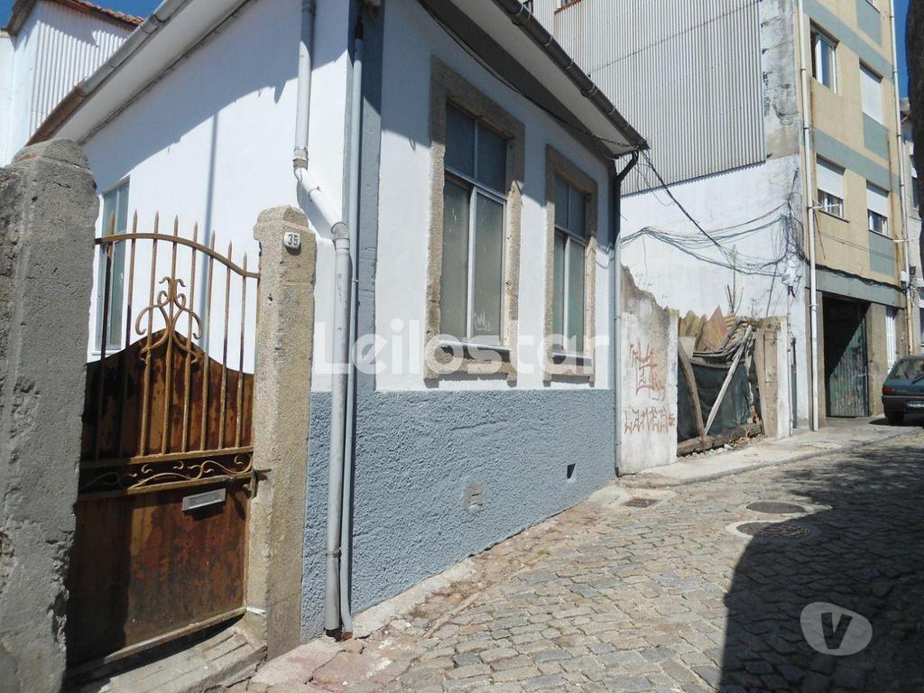 Terrenos Vila Nova de Gaia - Fotos para Vila-nova-de-gaia-Terreno com casas, centro de Gaia (00169)
