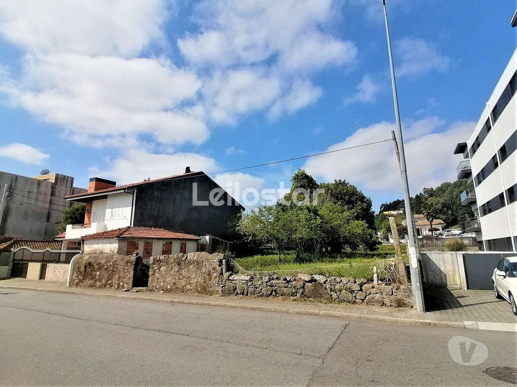 Terrenos Vila Nova de Gaia - Fotos para Terreno em Gaia - para Construção de prédio (00230)