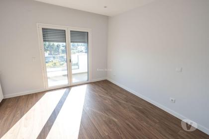 Casas e apartamentos - venda - Fotos para Leiria-Apartamento T1+2 Duplex Novo com 2 Terraços (S-A987L 23)