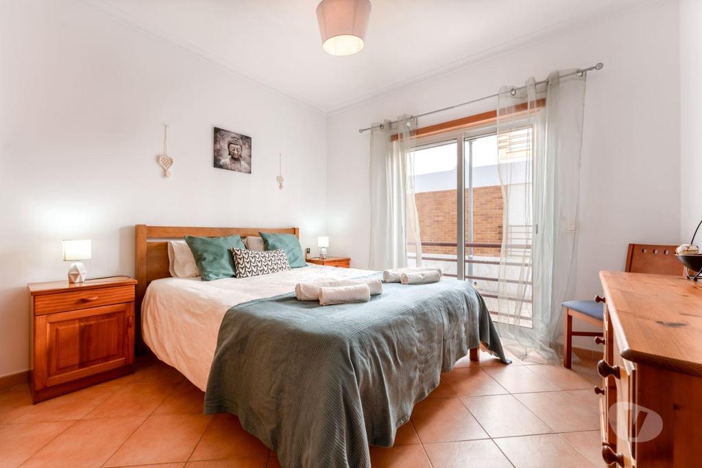 Apartamentos a venda Tavira - Fotos para Elegante Apartamento T2 em Cabanas de Tavira com Piscina