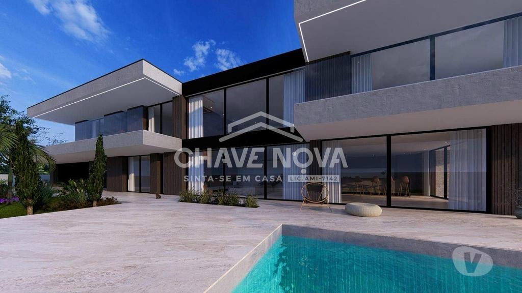 Apartamentos a venda Santa Maria da Feira - Fotos para Moradia T4 Isolada com piscina em Santa Maria da Feira