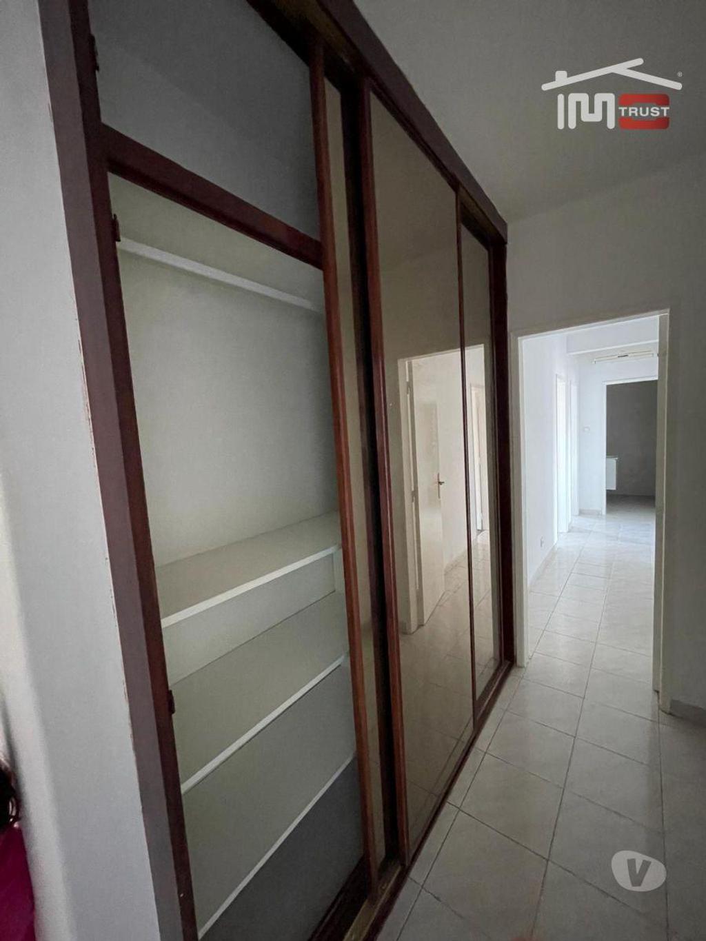 Apartamentos a venda Montijo - Fotos para Apartamento T4 Renovado c Elevador, Varanda e Terraço - Centro