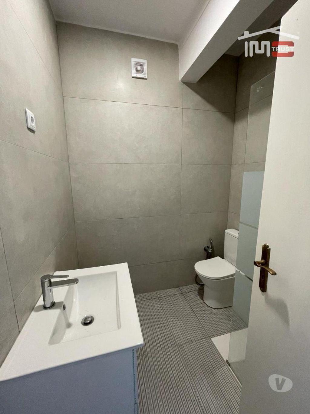 Apartamentos a venda Montijo - Fotos para Apartamento T4 Renovado c Elevador, Varanda e Terraço - Centro