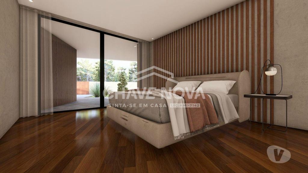 Apartamentos a venda Santa Maria da Feira - Fotos para Moradia T4 Térrea Isolada com piscina no centro de Santa Maria