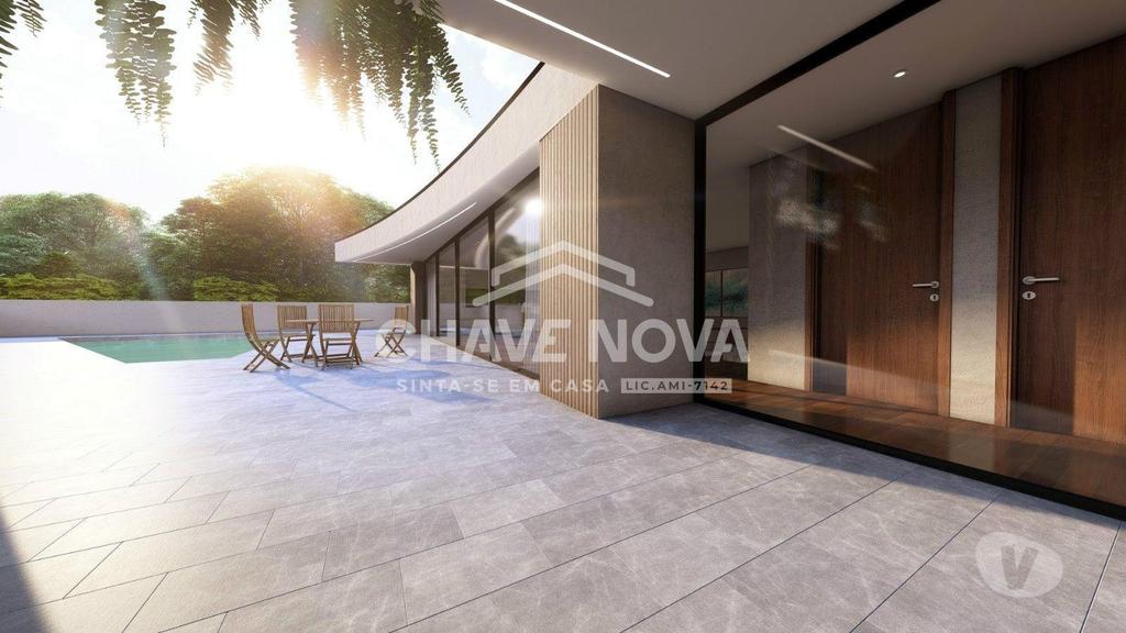 Apartamentos a venda Santa Maria da Feira - Fotos para Moradia T4 Térrea Isolada com piscina no centro de Santa Maria