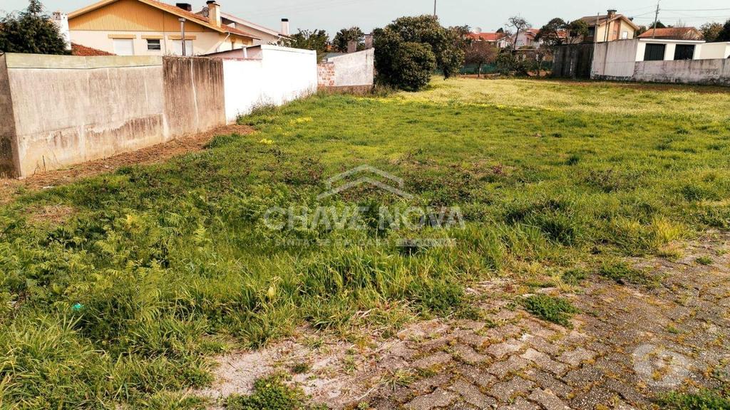Terrenos Vila Nova de Gaia - Fotos para Terreno de 400m2 para construção de Moradia de 2 andares, em