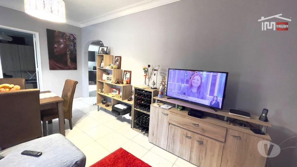 Apartamentos a venda Montijo - Fotos para Moradia Renovada T2 c Logradouro, Barbecue - Sarilhos Grandes