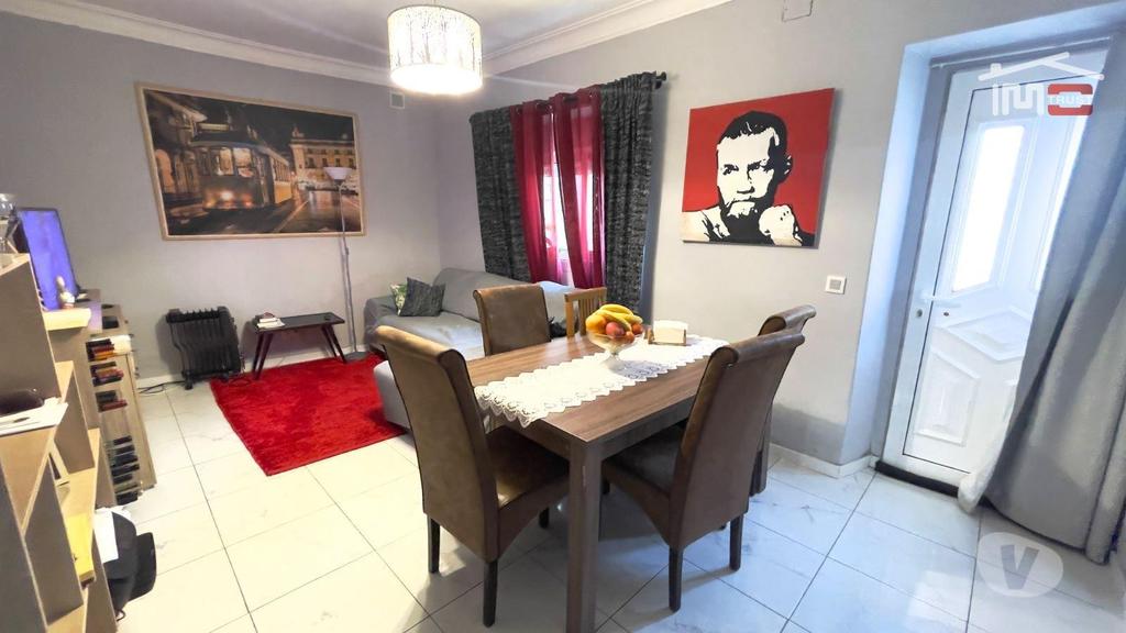 Apartamentos a venda Montijo - Fotos para Moradia Renovada T2 c Logradouro, Barbecue - Sarilhos Grandes