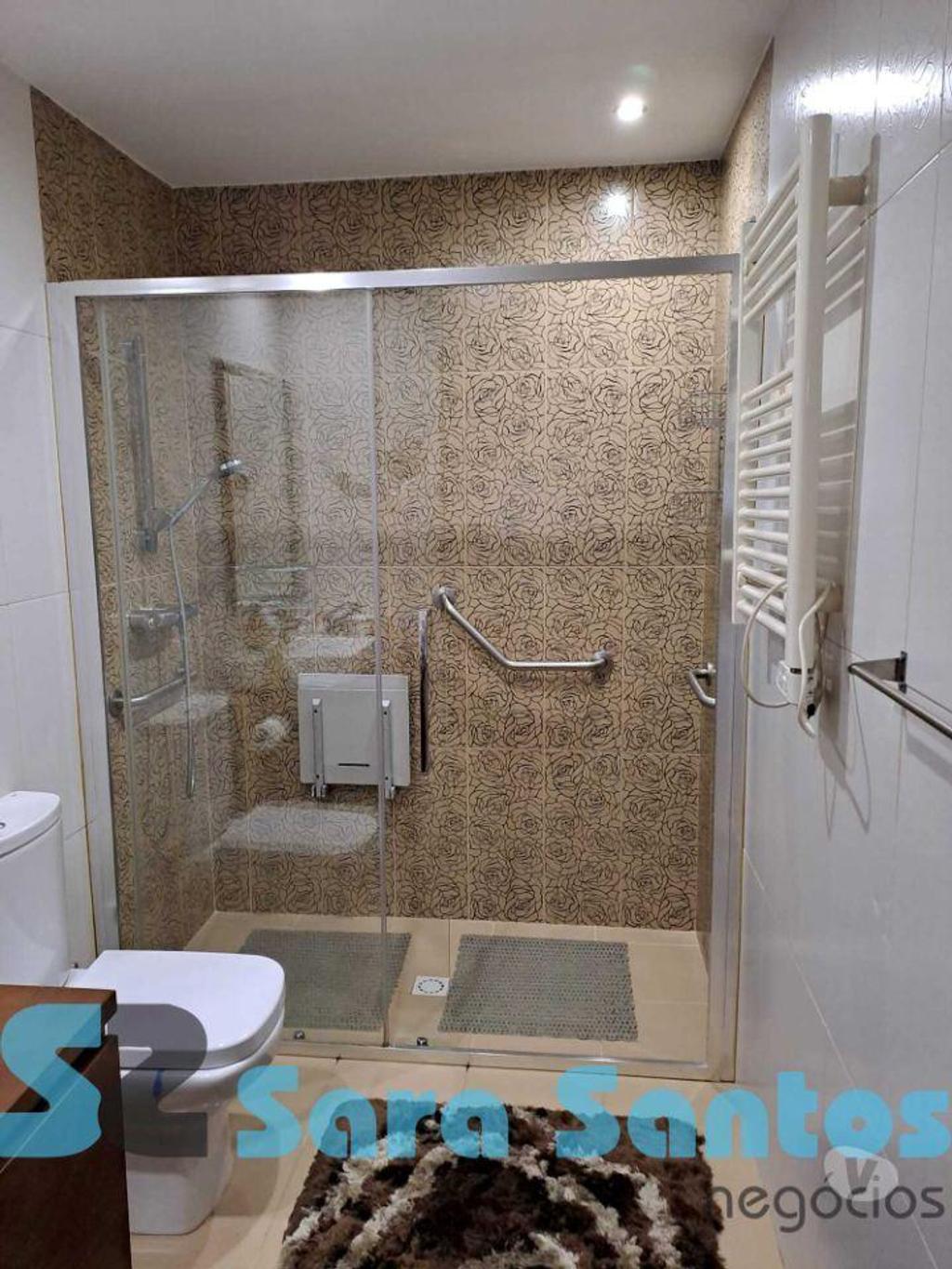 Apartamentos a venda Porto - Fotos para T2 com Cozinha Equipada e Lugar de Garagem Boavista-Porto