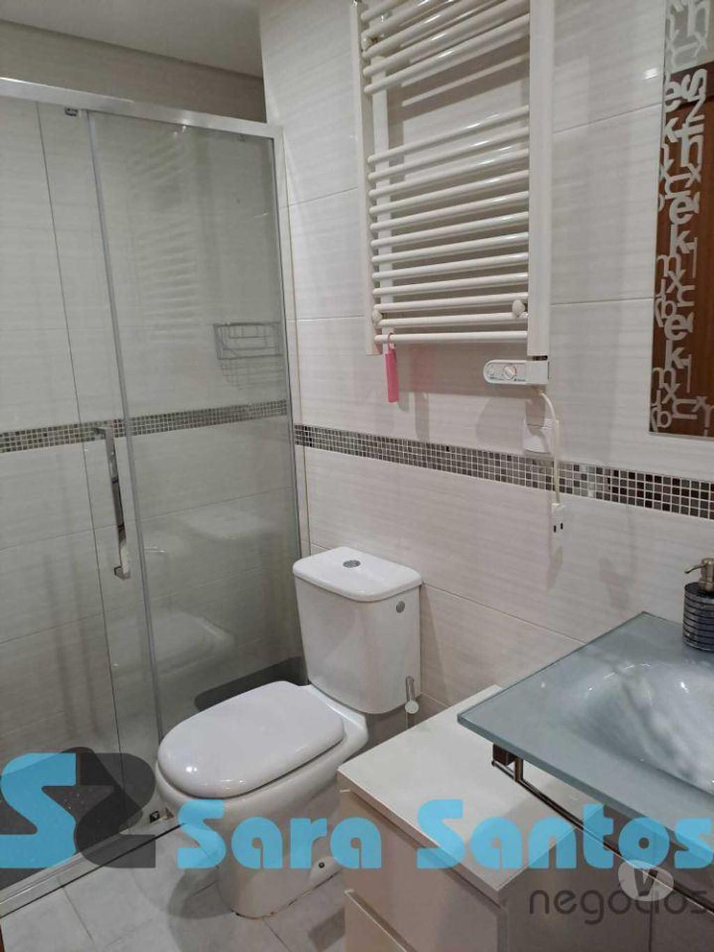 Apartamentos a venda Porto - Fotos para T2 com Cozinha Equipada e Lugar de Garagem Boavista-Porto