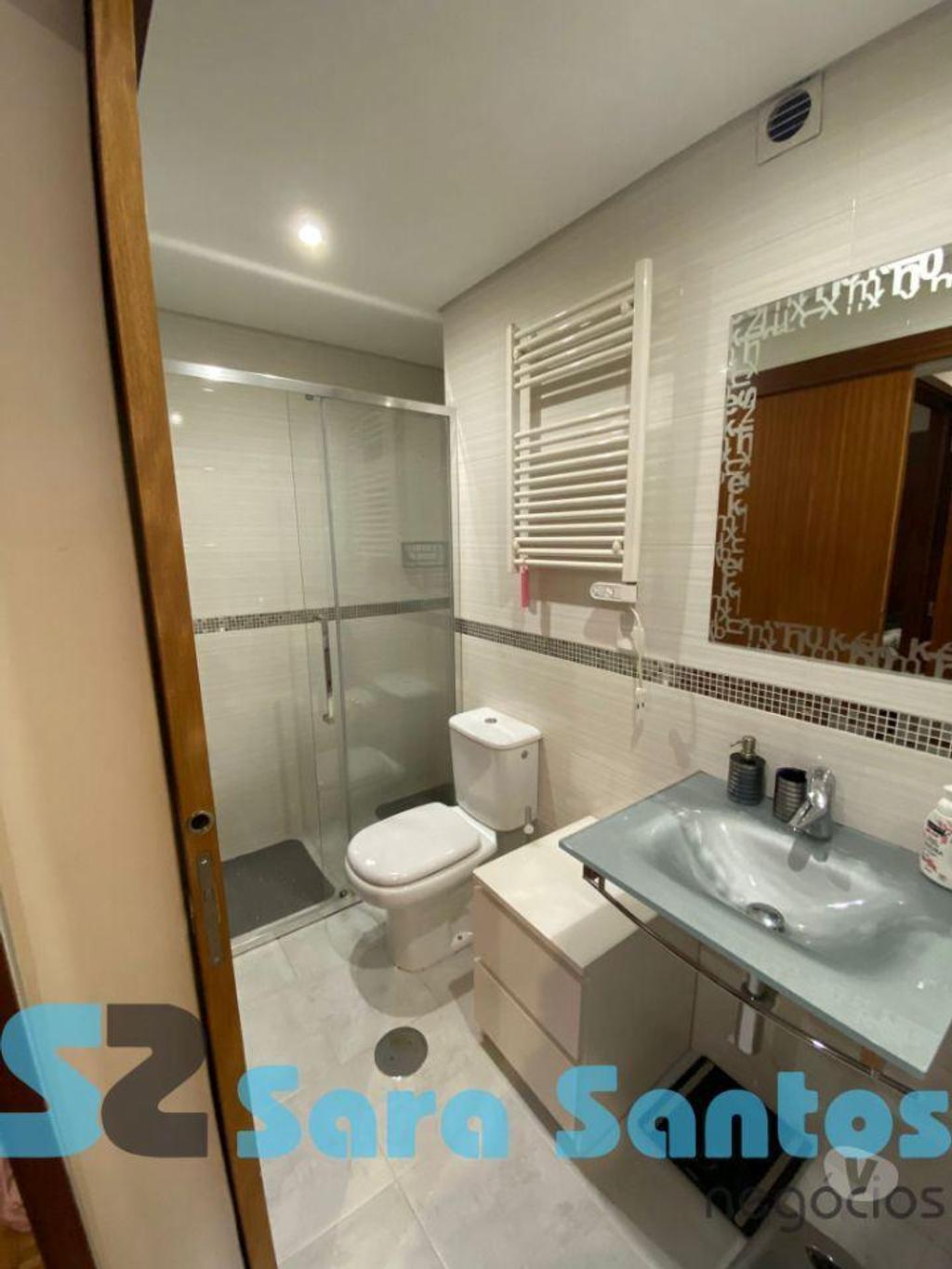 Apartamentos a venda Porto - Fotos para T2 com Cozinha Equipada e Lugar de Garagem Boavista-Porto