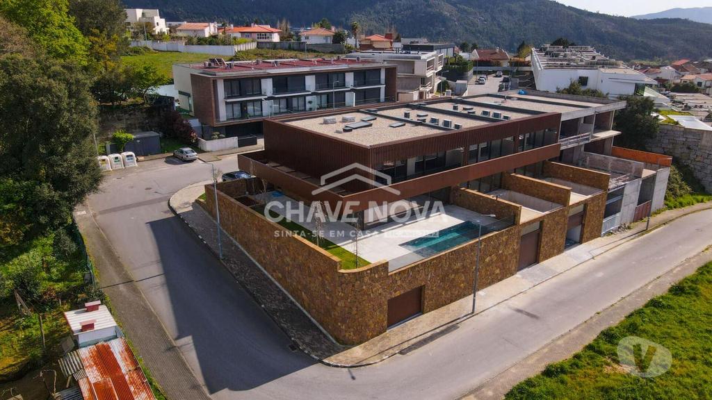 Apartamentos a venda Braga - Fotos para Braga-Moradia de Luxo - Fraião Braga (BRG 00032)