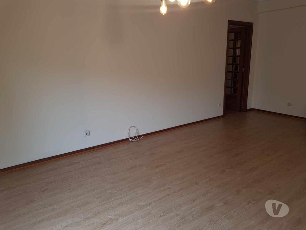 Imóveis para alugar Vila Nova de Gaia - Fotos para Apartamento T1 com lugar de garagem nos Jardins da Arrábida