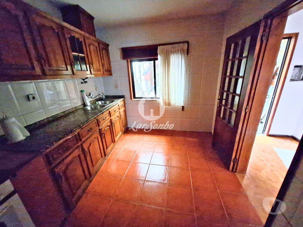 Apartamentos a venda Barcelos - Fotos para Excelente Moradia Térrea á entrada de cidade de Barcelos