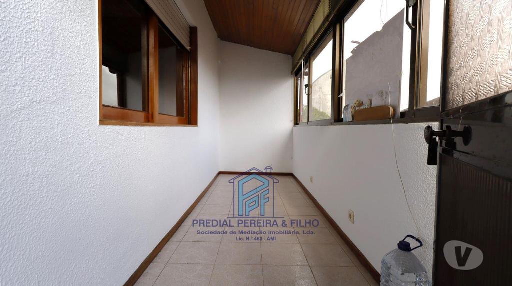 Apartamentos a venda Porto - Fotos para Andar Moradia T2 Remodelado - S. Roque Porto Próx. Mercadona