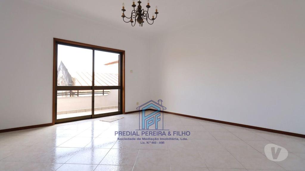 Apartamentos a venda Porto - Fotos para Andar Moradia T2 Remodelado - S. Roque Porto Próx. Mercadona