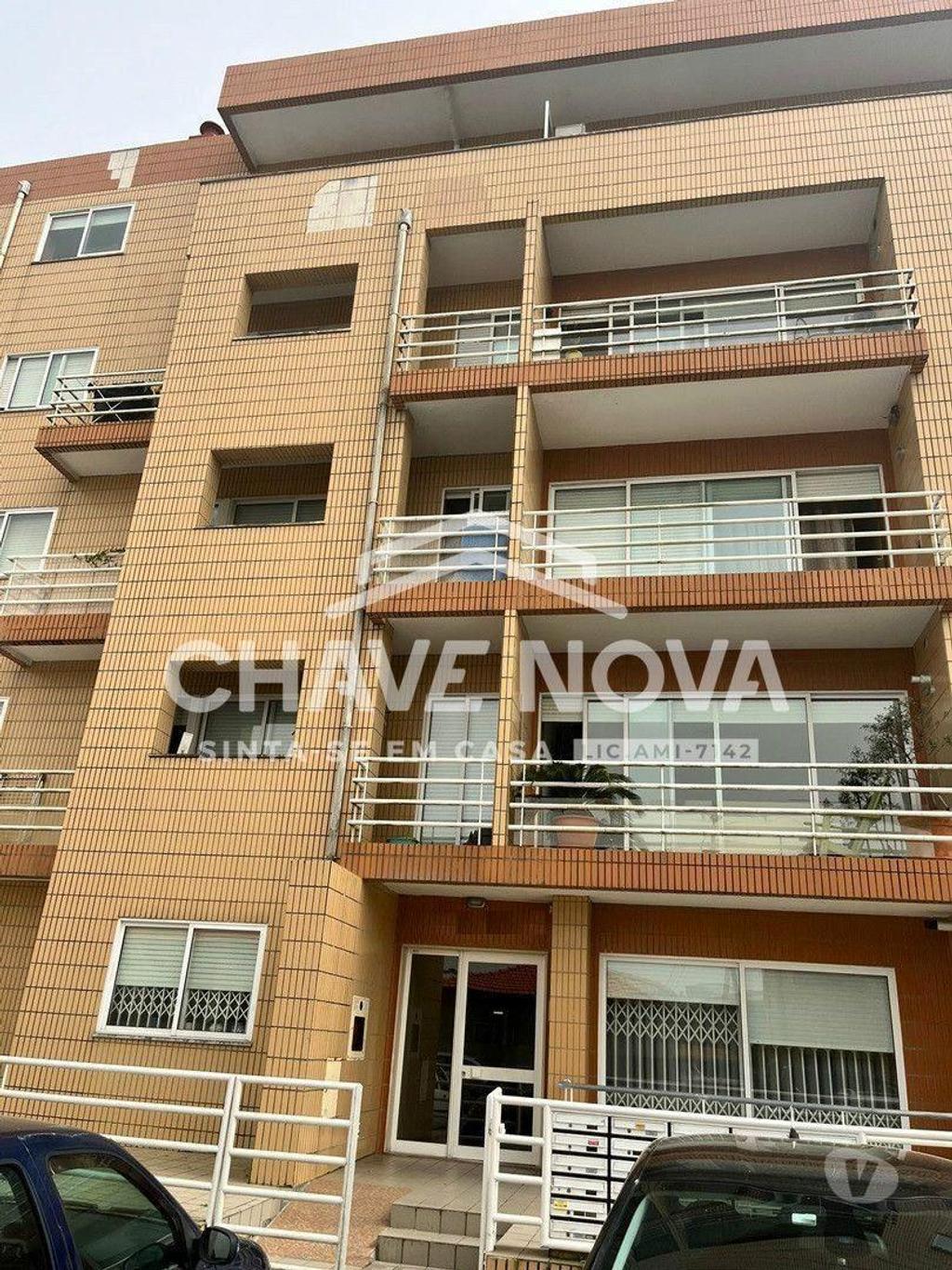 Apartamentos a venda Vila Nova de Gaia - Fotos para Vila-nova-de-gaia-Apartamento T2 em Valadares (PRTOR 00709)