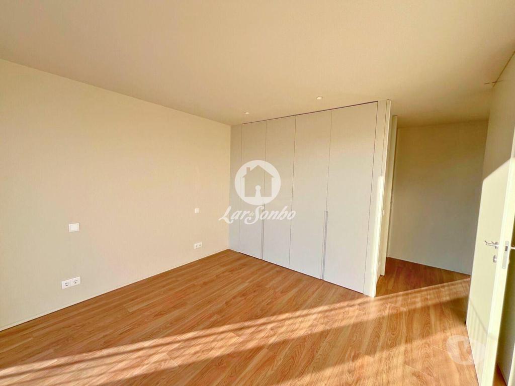 Apartamentos a venda Barcelos - Fotos para Barcelos-Apartamento T3 em Barcelos (265-A-01475)