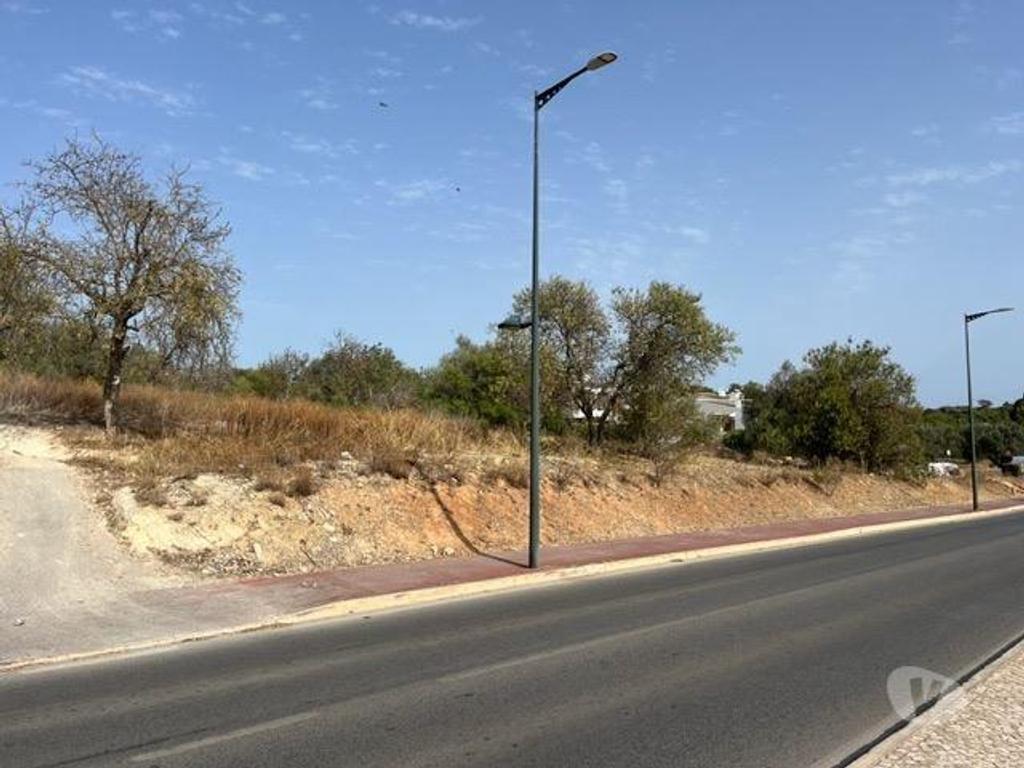Comprar Loja Loulé - Fotos para Terreno urbano, para venda, Loulé - Almancil