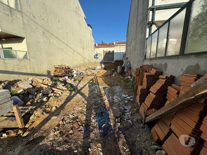 Imóveis para venda - Fotos para Moradia em construção - Baguim Próx. Escola 2 3 e Igreja