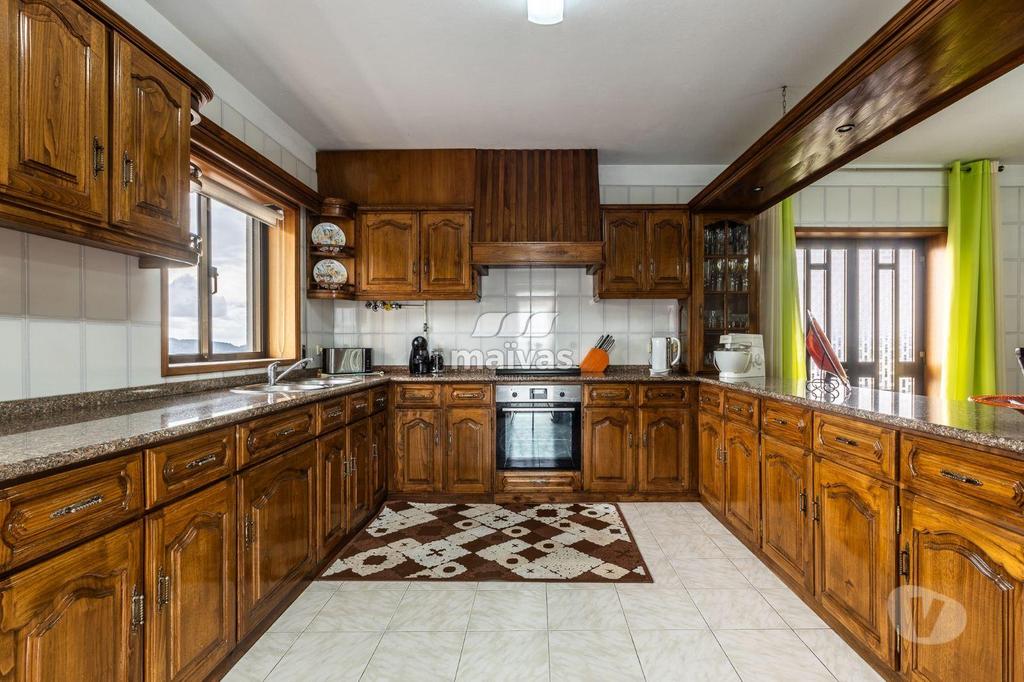 Apartamentos a venda Guimarães - Fotos para Moradia individual T4 em Urgezes - Guimarães (A001-0238)