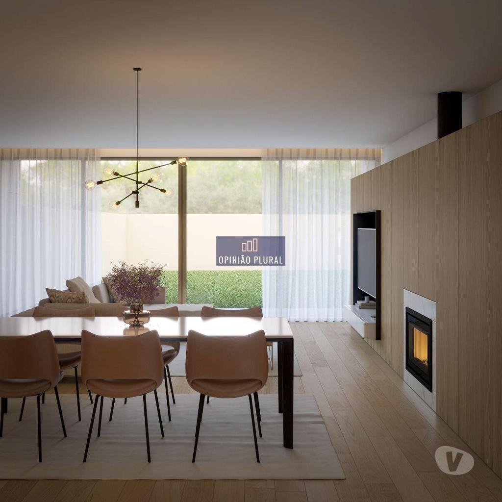 Apartamentos a venda Vila Nova de Gaia - Fotos para Espaçosa Moradia T3 com Três Suítes em Serzedo Perosinho