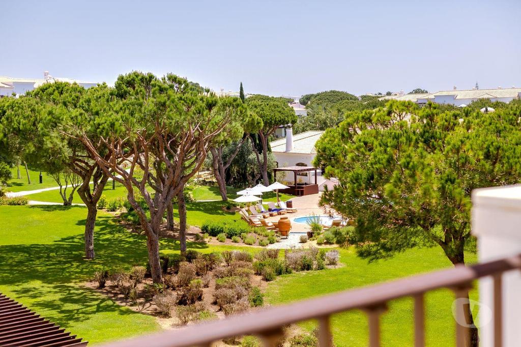 Apartamentos a venda Albufeira - Fotos para Exclusividade e Luxo dentro de um Resort Moradia V4 (ALBF 00095)