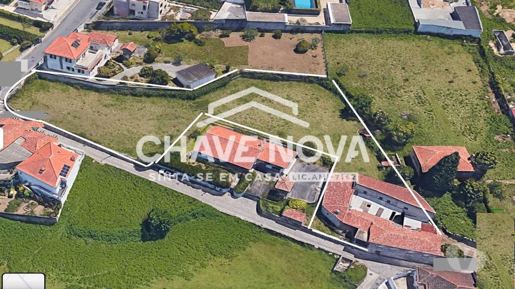 Comprar Loja Vila Nova de Gaia - Fotos para Lote de terreno com moradia para reabilitar