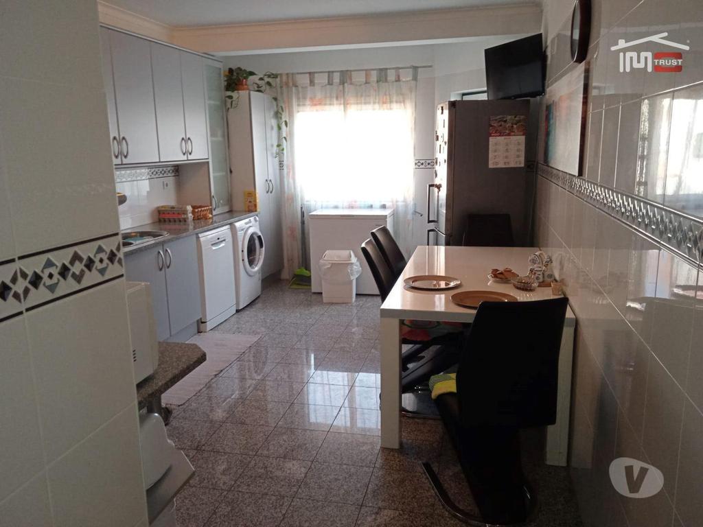 Apartamentos a venda Montijo - Fotos para Apartamento T2 1ºandar, Varandas, Coz. Equipada - Montijo