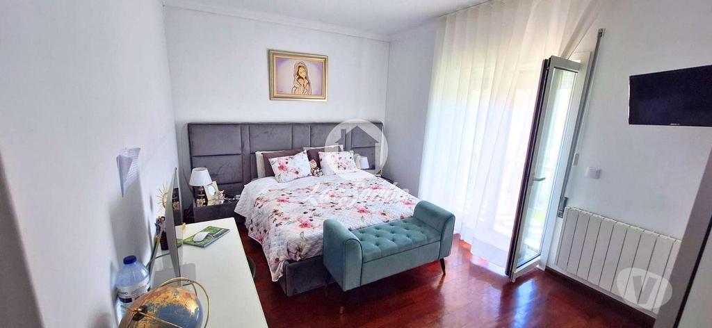 Apartamentos a venda Esposende - Fotos para Moradia Individual com piscina a 400 metros da praia