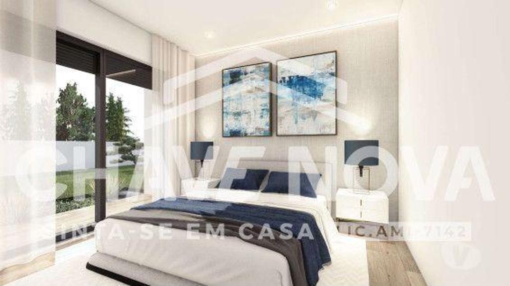 Apartamentos a venda Braga - Fotos para Braga-Moradia Unifamiliar em Banda T3+1 em Lamaçães (BRG 00033)