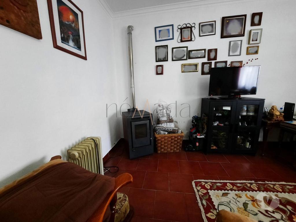 Apartamentos a venda Borba - Fotos para Andar de moradia T3 com garagem na Avenida da Estação (N01-33)