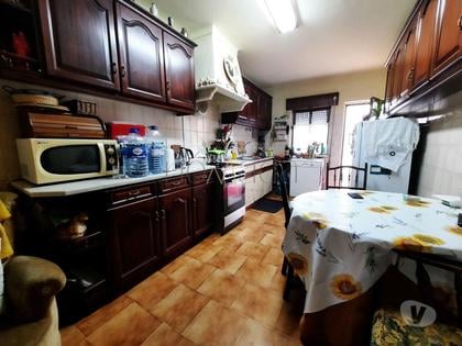 Casas para vender - Fotos para Andar de moradia T3 com garagem na Avenida da Estação (N01-33)
