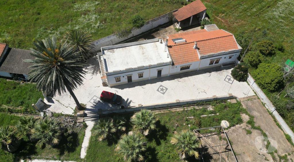 Terrenos Silves - Fotos para Quinta em Alcantarilha Viabilidade para 6 Vivendas e Moradia T5