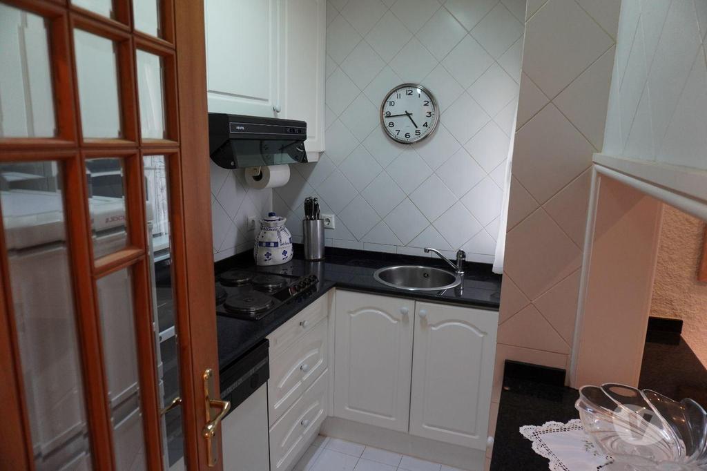 Imóveis para alugar Loulé - Fotos para Arrende Já: Apartamento T3 em Quarteira a 2 Minutos da Praia